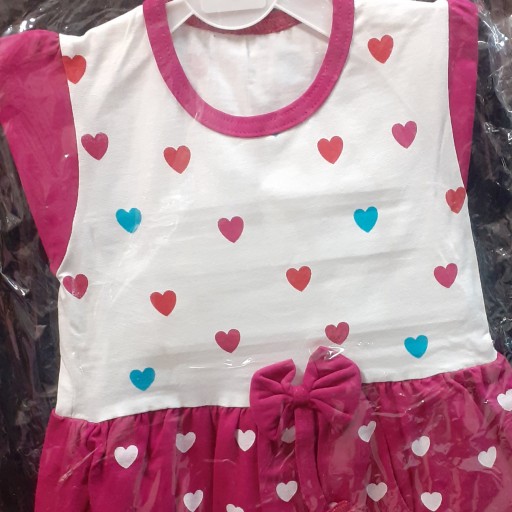حراج ویژه پیراهن دخترانه چاپ قلبی 35 40 سارافون دخترانه