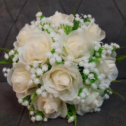 دسته گل عروس ترکیب رز نباتی و گل عروس
