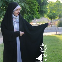 چادر خبرنگاری ندا مچدار (کارمندی) حجاب مادر. چادر سرای مادر 