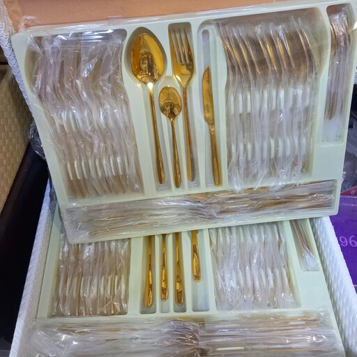سرویس قاشق چنگال یونیک24 نفره 120 تیکه طلایی آلمانی اصلی آهنربا نگیر همراه جعبه