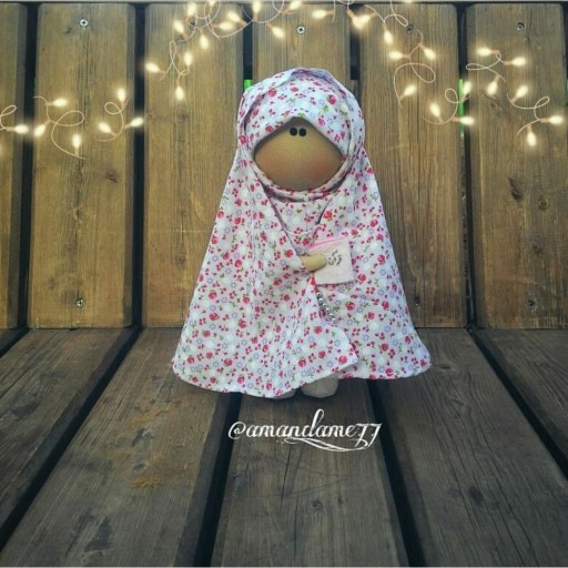 عروسک روسی طرح چادر نماز