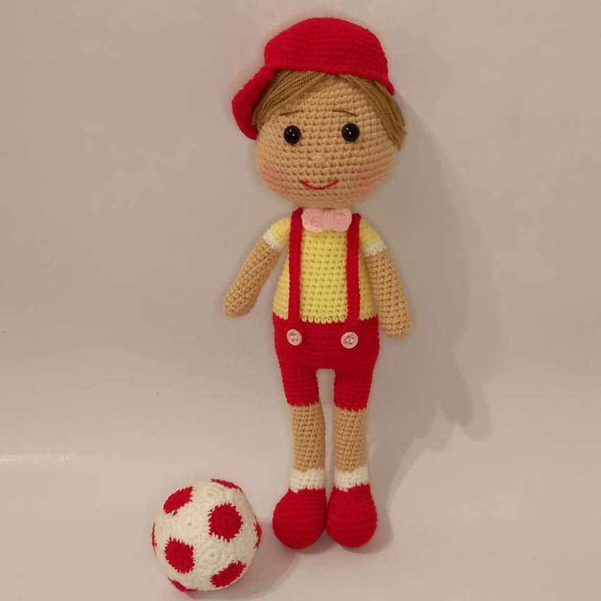 پسرمون فوتبالیسته الگوشم علی آقای کریمی اصله نه فیکش