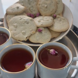 شیرینی پفکی گردویی 100 گرمی