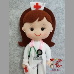 عروسک پزشک نمدی, خانم دکتر نمدی, پرستار نمدی (ویژه روز پزشک, تقدیر از کادر درمان, هدیه به دانشجویان پزشکی)