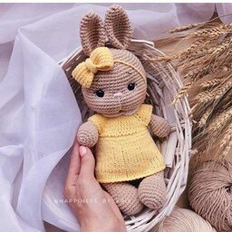 عروسک دستبافت خرگوش زیبا با قد 23 سانت و قابل سفارش در رنگبندی دلخواه شما 