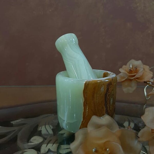 هاون سنگی (پس کرایه)