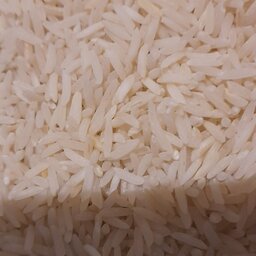 برنج طارم هاشمی برنج یکدست دوبار سورت شده کیفیتی بی نظیر خوش پخت وخوش عطر در کیسه 50 کیلویی حداقل فروش 10 کیلو