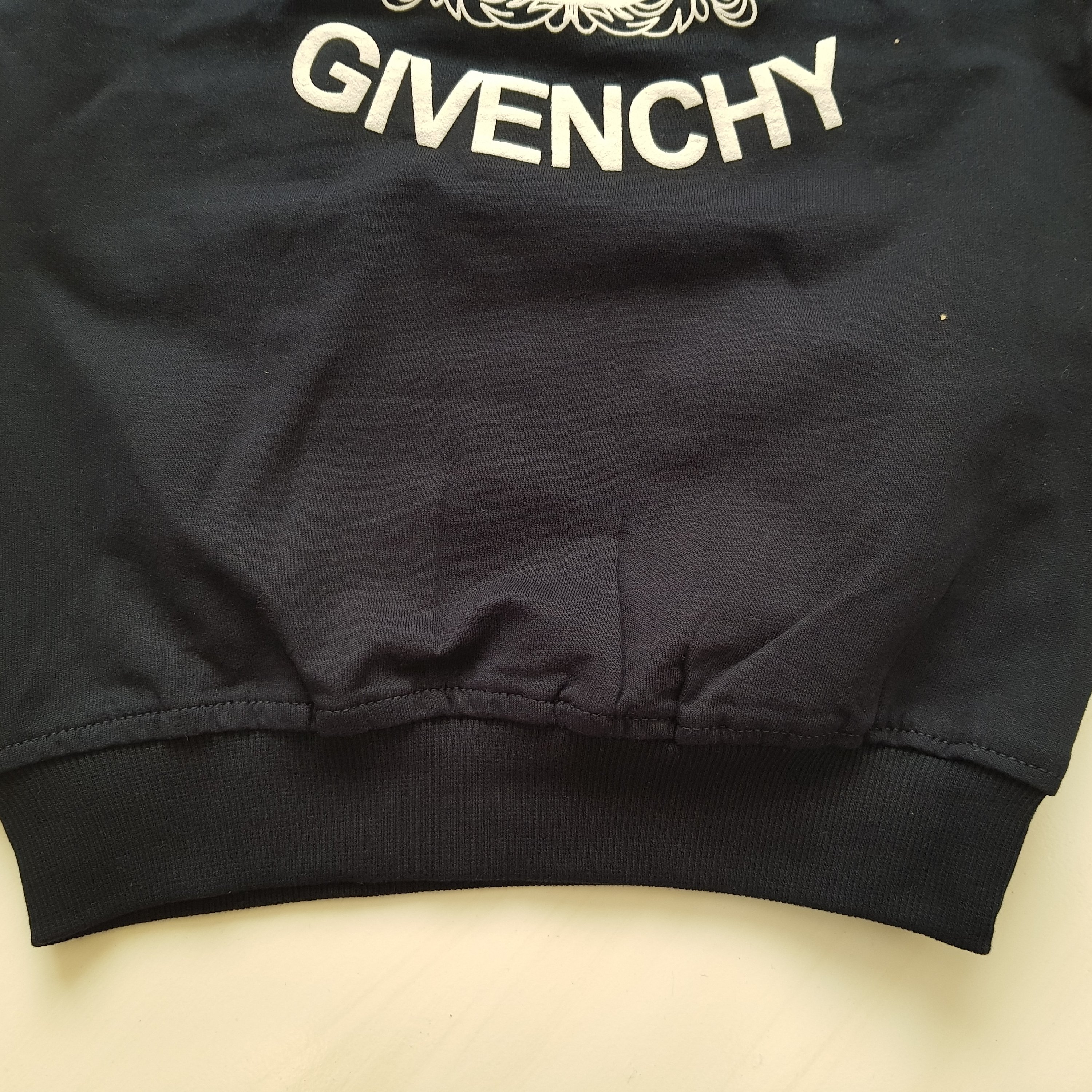 بلوز نخی کار ترک (Givenchy)