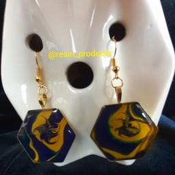 گوشواره شش ضلعی