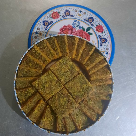 سوهان باقلوایی کره حیوانی پسته ای 