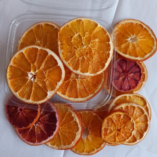 پرتقال خشک درجه یک بدون مواد نگهدارنده، «100گرمی»خشک شده توسط دستگاه کاملا بهداشتی و با بسته بندی شیک و مقاوم