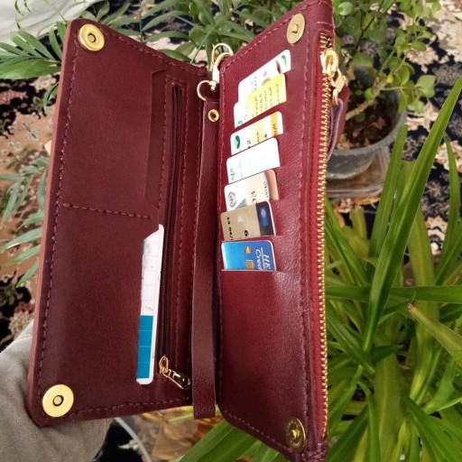 کیف پول زنانه به همراه جاسوئیچی