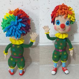 عروسک بافتنی دلقک با موهای رنگی