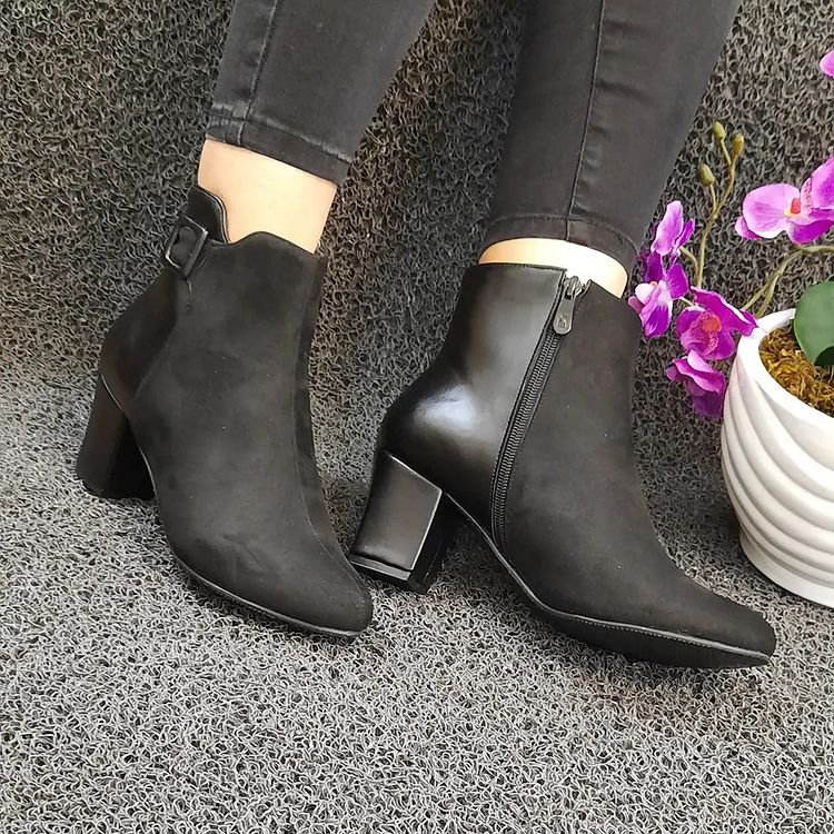 نیم ساق  مجلسی زنانه جنس ترکیبی از چرم و سویت پاشنه 5سانت روکشدار سایز36تا 43غرفه تولیدی کفش پاپیلون