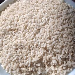 برنج هاشمی نیم دانه خوش عطر و خوش پخت (10 کیلویی)