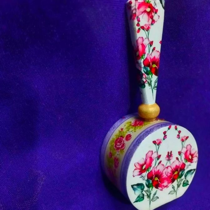 سرمه دان طرح عطر  دومنظوره رومیزی وجیبی در طرحهای متنوع پک 50تایی  تلفن تماس نهصدوپانزده چهار صد وسی ونه نودوسه پنجاه ود