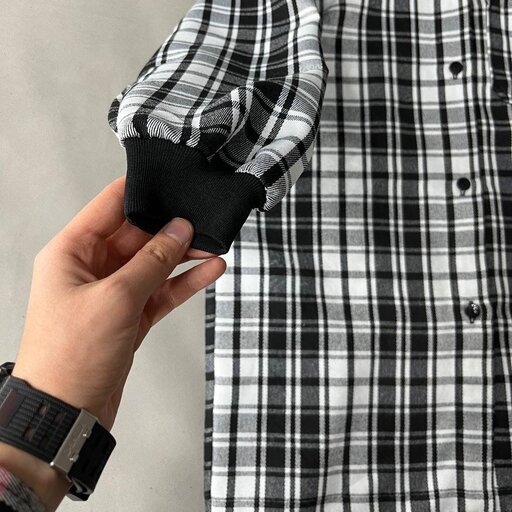 پیراهن  مردانه پشمی   کلاهدار چهار خونه سیاه وسفید در سایز بندی