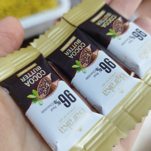 شکلات تلخ 96درصد کره ای باراکا  بسته پلمپ(300گرمی) کاکائو دارک درصد بالا