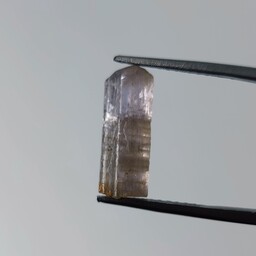 بلور شفاف و کریستالی سنگ اسکاپولیت معدنی 