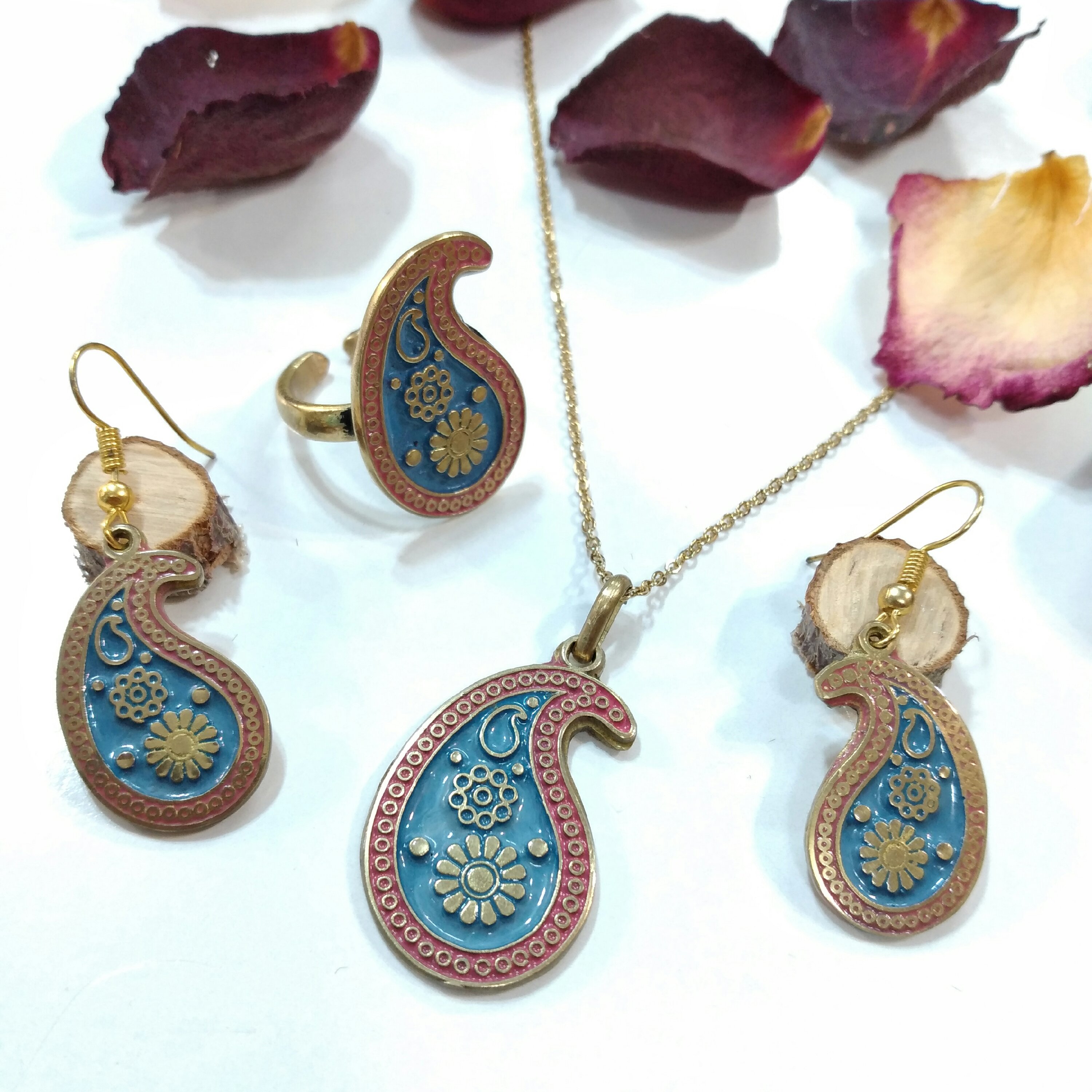 سرویس طرح بته سرکج 3