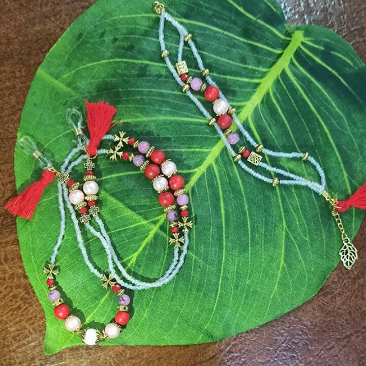 ست بندعینک ودستبند