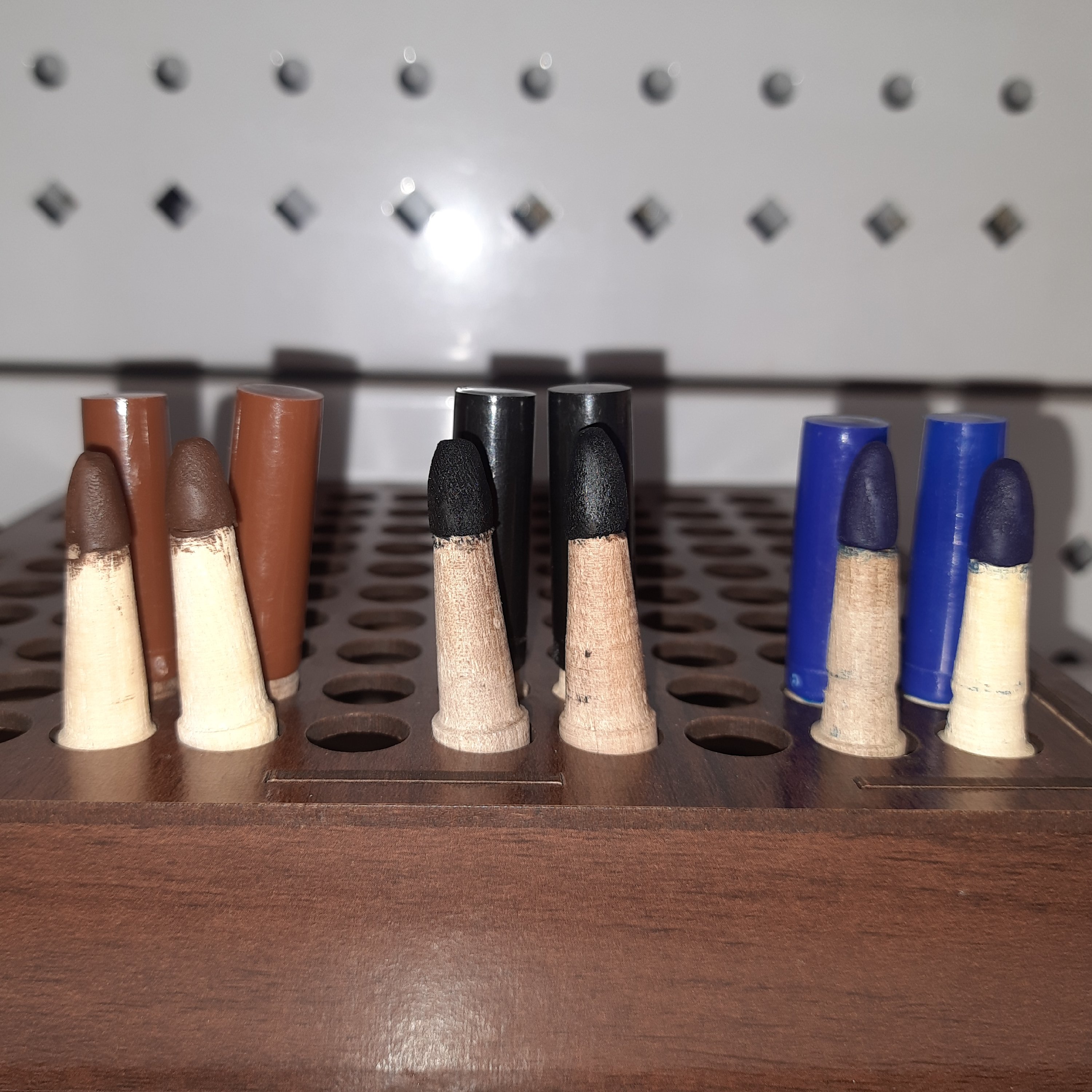 سرمه مدادی سرمهای رنگ