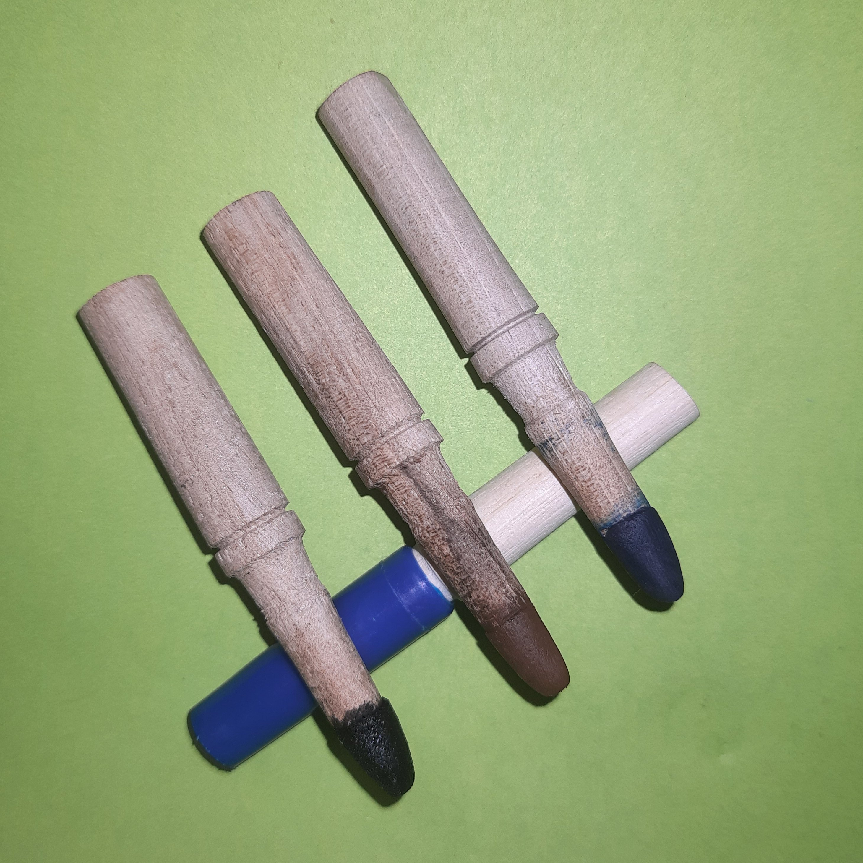 سرمه مدادی سرمهای رنگ