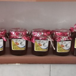 عسل زعفران تک گل طلای سرخ ویژه  با قیمت استثنایی مستقیم از زنبوردار(فروشگاه ریحانه مارکت 24 )