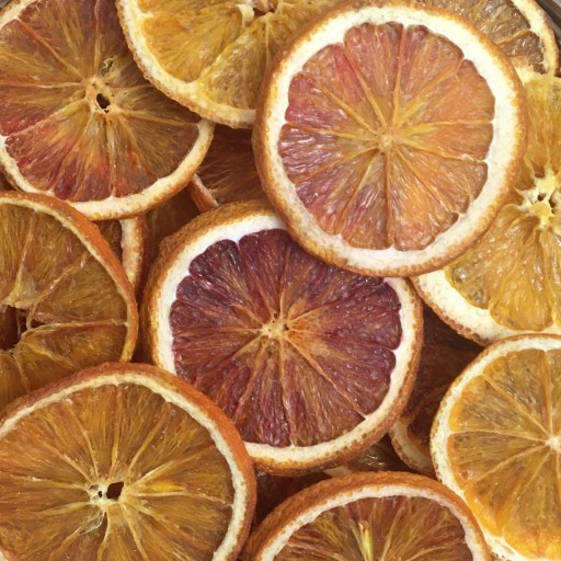 پرتقال خشک درجه یک بدون افزودنی شیمیایی