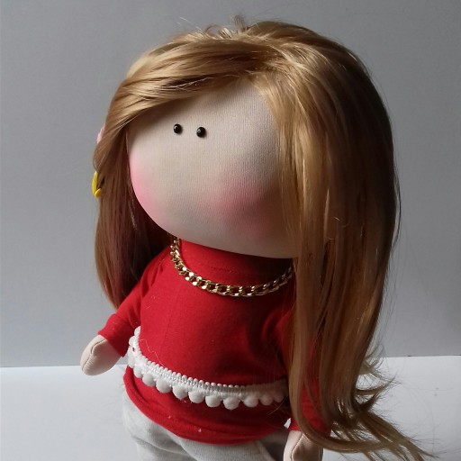 عروسک مو طلایی