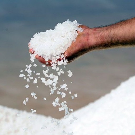 نمک دریا 2 کیلویی فله محصولات طبیعی زیتون شهرستانها