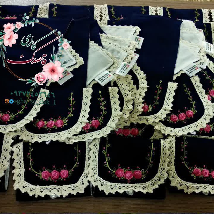 جانمازگلدوزی شده با دست طرح 3گل ویژه قاصدک