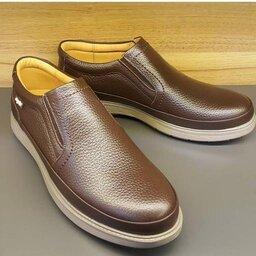 کفش طبی چرم مردانه مارک نایت محصول تبریز با ضمانت در سه رنگ در سایزبندی 40 تا 45 در کفش افاق 