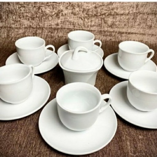 ست چایخوری 14 پارچه سفید 

شامل:6عددفنجان6عدد نعلبکی و قندان

صادراتی،استاندارد،قابل شستشو در ماشین ظرفشویی