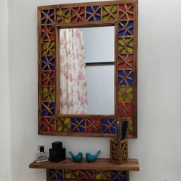 قاب آینه چوبی گره چینی به همراه طاقچه