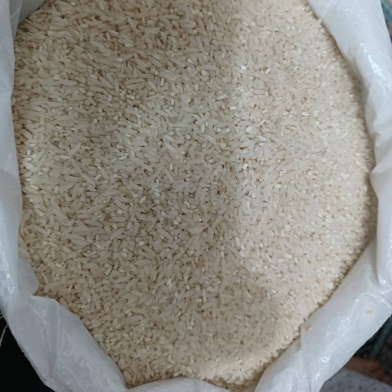 برنج نیمدانه معطر