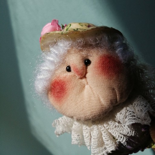 عروسک رویخچالی (مگنت) ننه مارپل