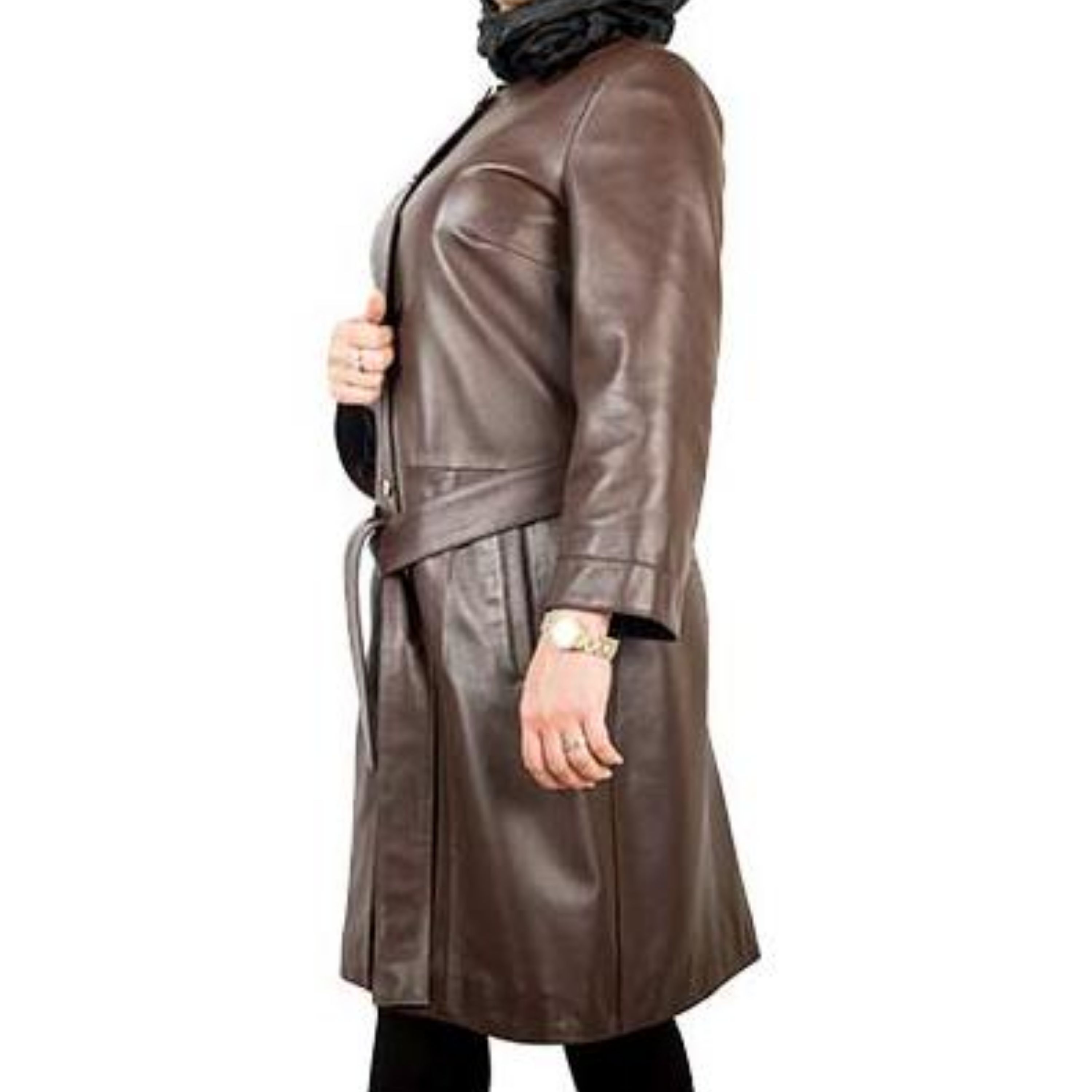 پالتو زنانه چرم طبیعی گوسفندی طرح رزچرم گواشیر 