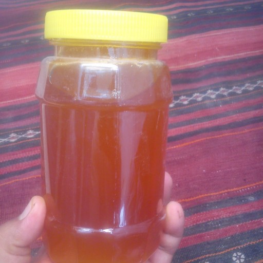 عسل چهل گیاه خراسان جنوبی در بسته بندی های یک کیلویی گرما ندیده