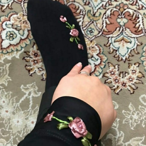 ساق دست و جوراب زنانه