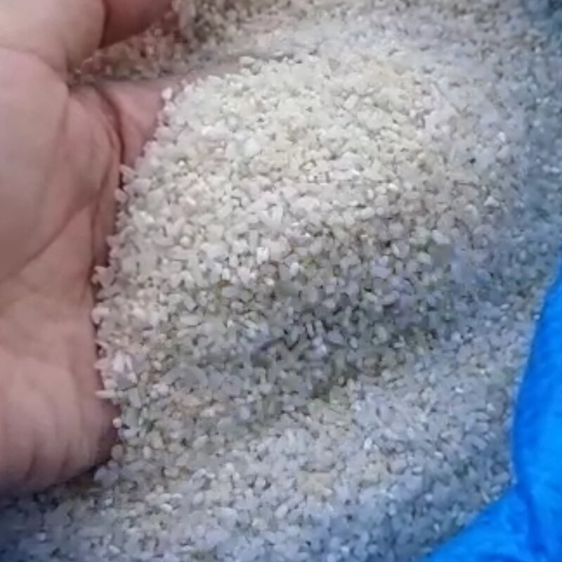 برنج عنبر نیم دانه  کیسه 10 کیلویی 