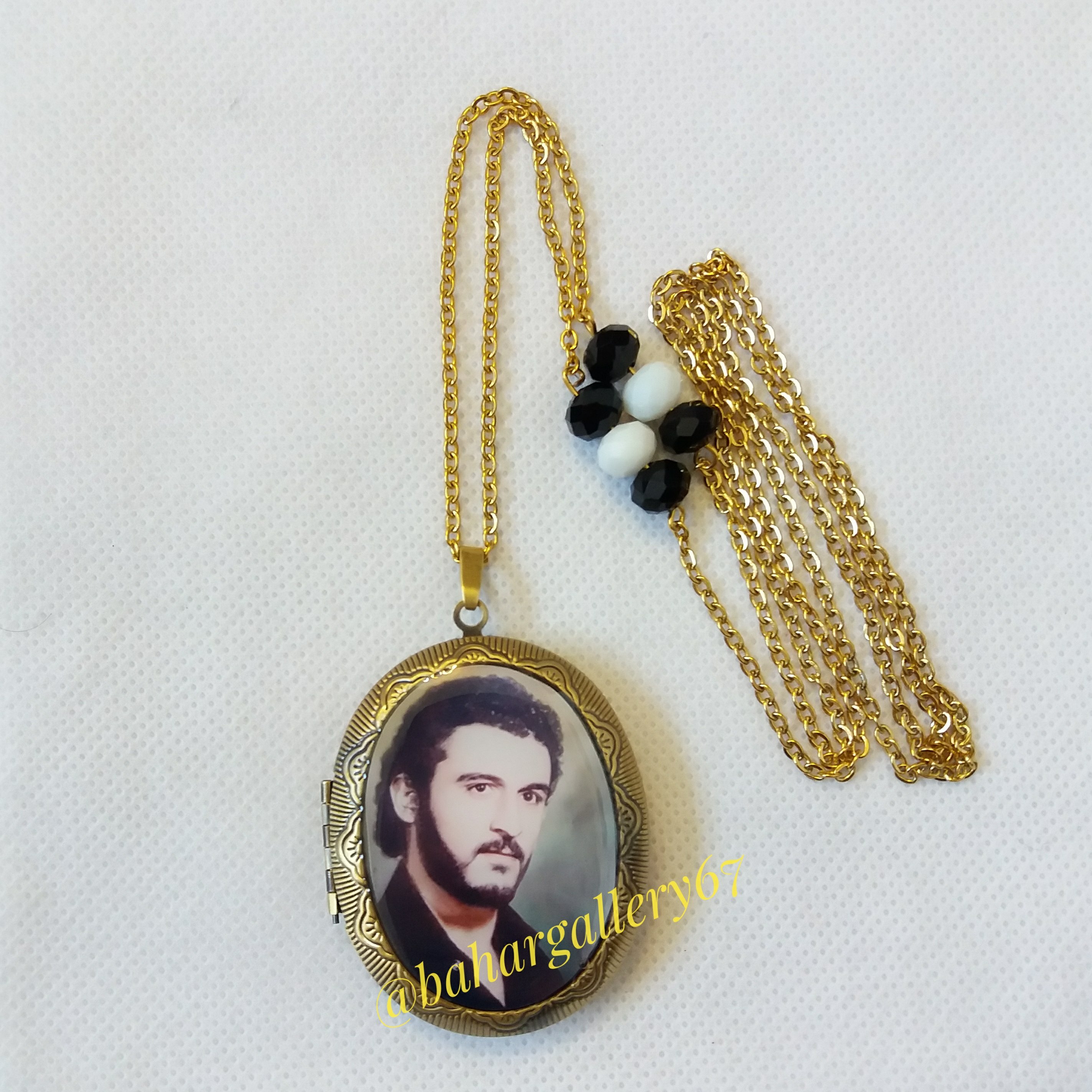 عکس در گردنبند دو طرفه بازشو بزرگ با زنجیر استیل