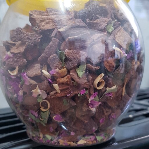 چای میوه ای معطر محلی  امسالی (200 گرمی)