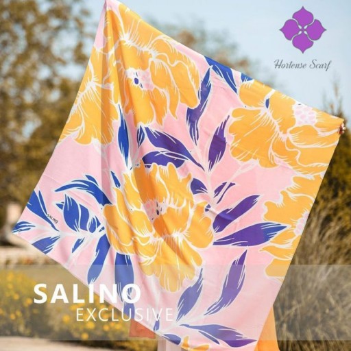 روسری نخی 4 فصل زیبا و خوش طرح موجود در گالری هورتنس به همراه ارسال رایگان