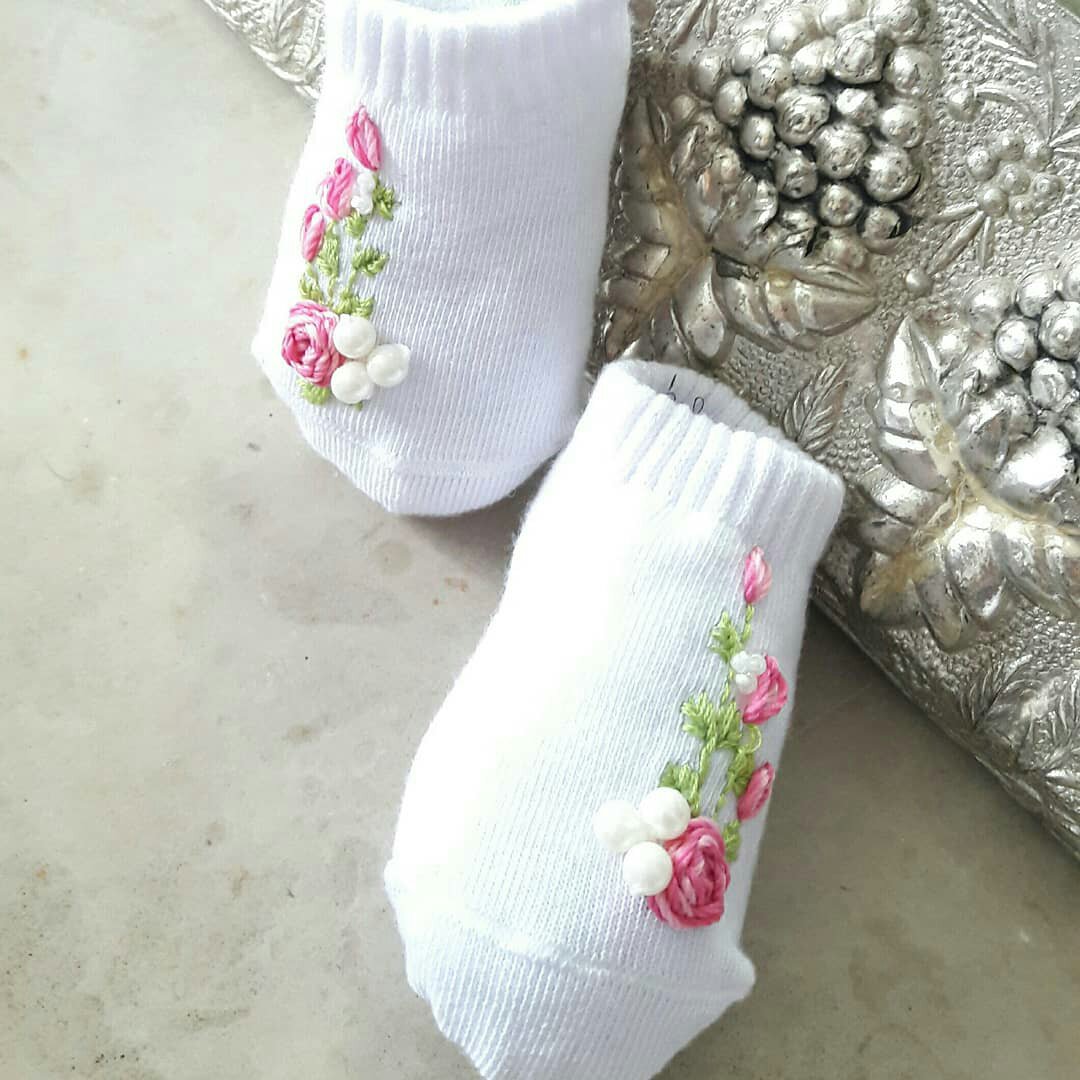 جوراب نوزادی گلدوزی کد 101