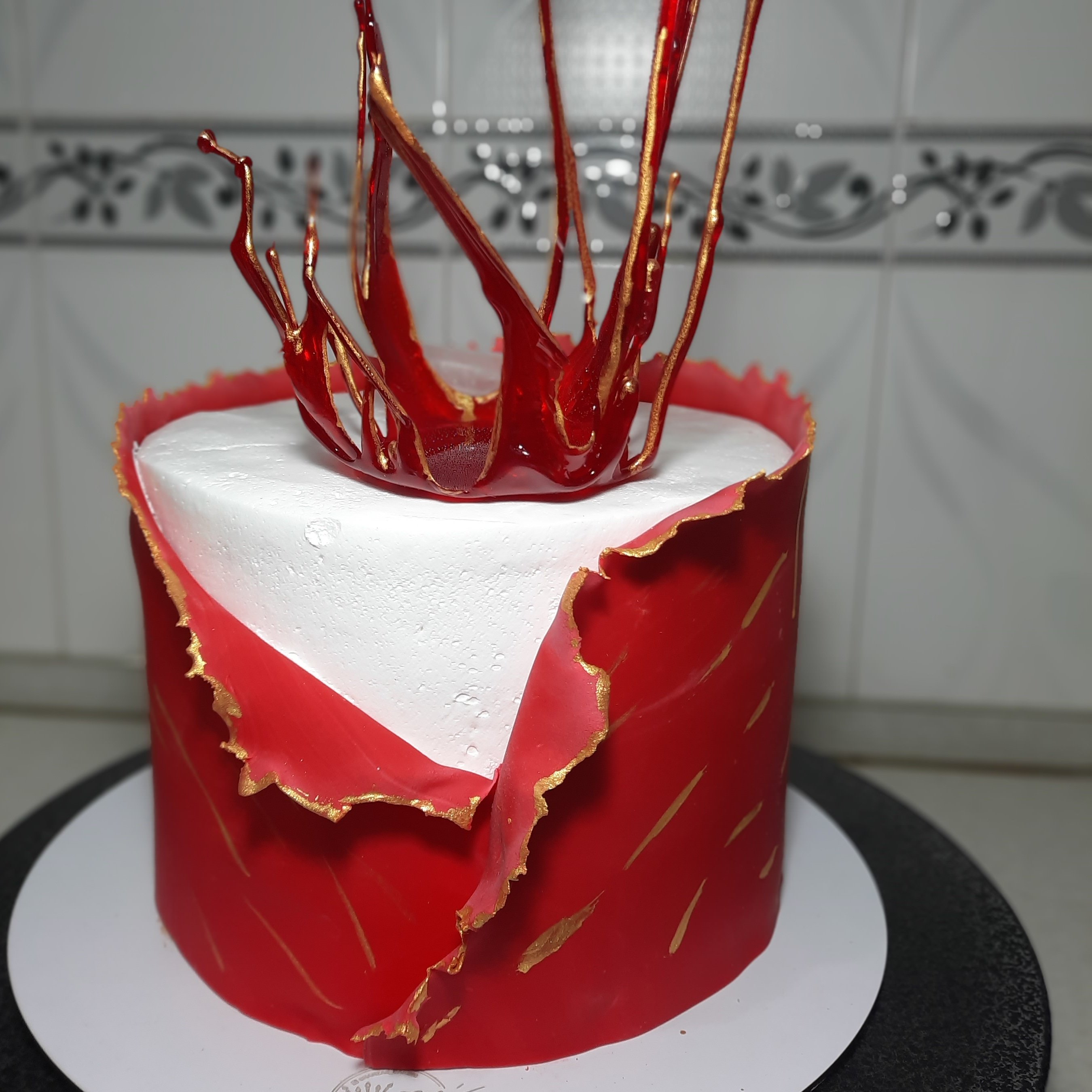 کیک سورپرایزمردانه