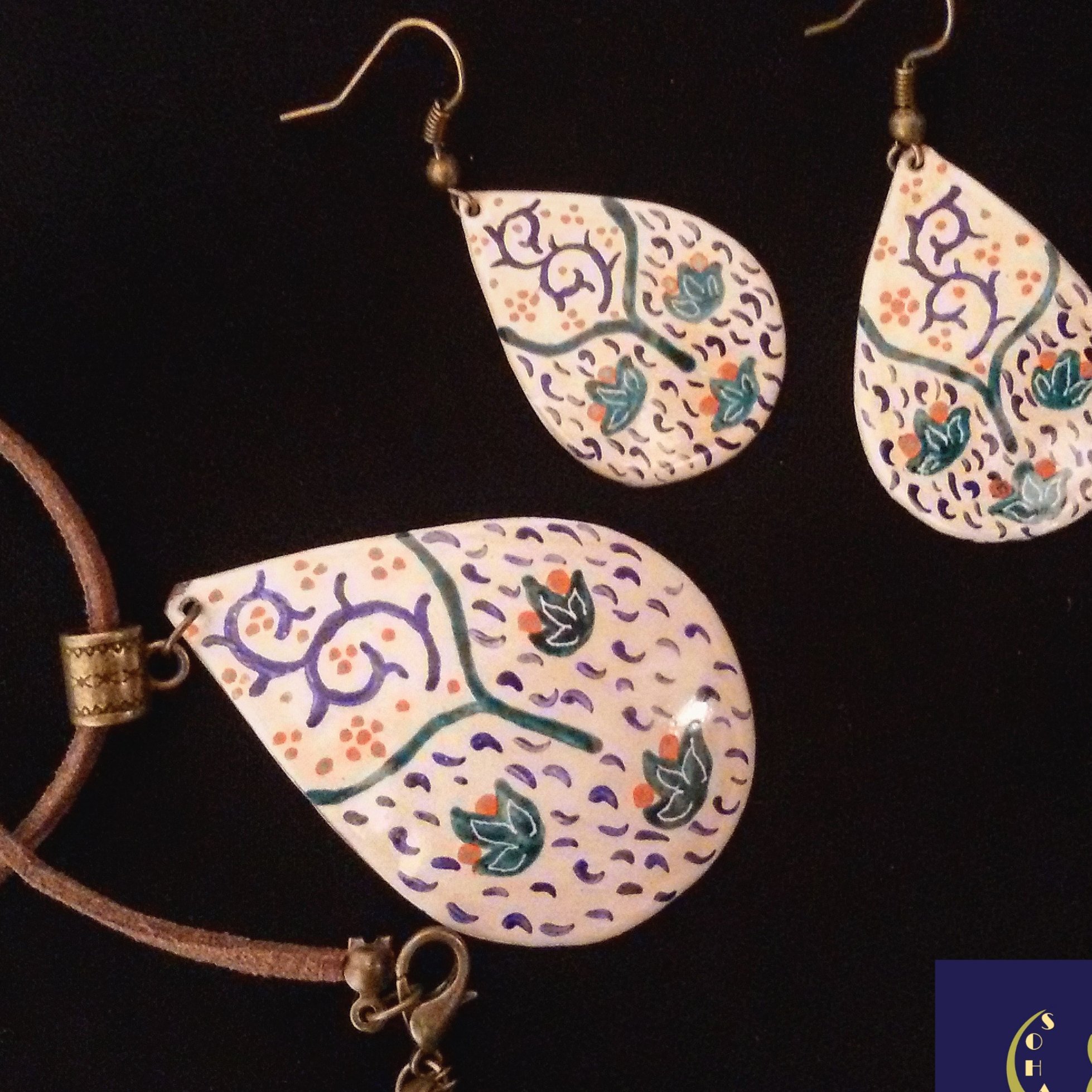 گردنبند و گوشواره میناکاری گلبهی