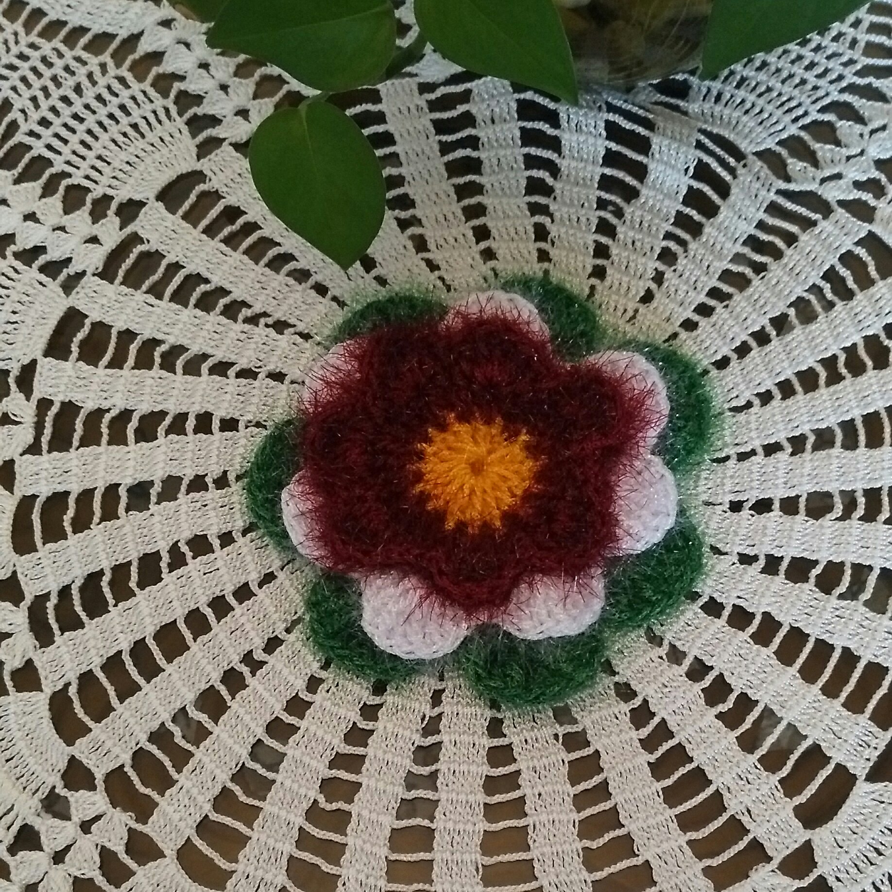  اسکاچ دست بافت با نخ سوزنی طرح گل