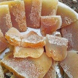 عسل طبیعی چالدران موم دار