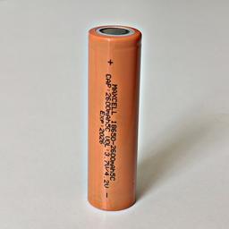 باتری شارژی لیتیوم یون مکس سل ظرفیت 2600 میلی آمپر ساعت سایز 18650